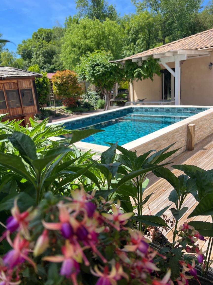 150 M² Huis ∙ 3 Slaapkamers ∙ 8 Gasten - Périgueux