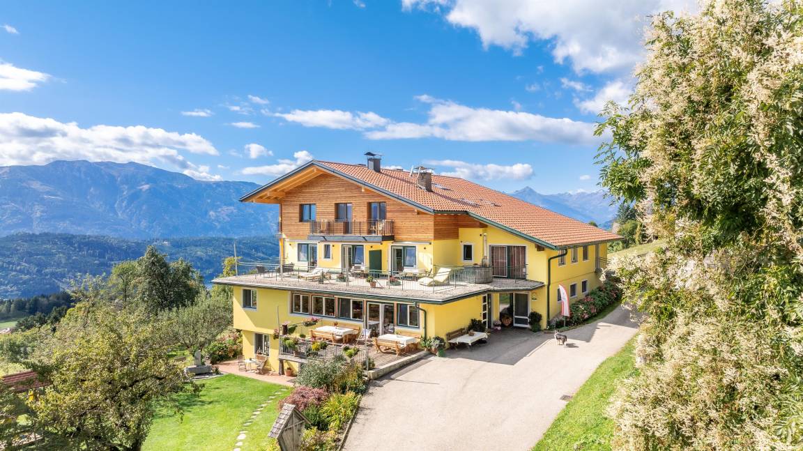 22 M² Hotel ∙ 1 Habitación ∙ 2 Huéspedes - Millstatt am See