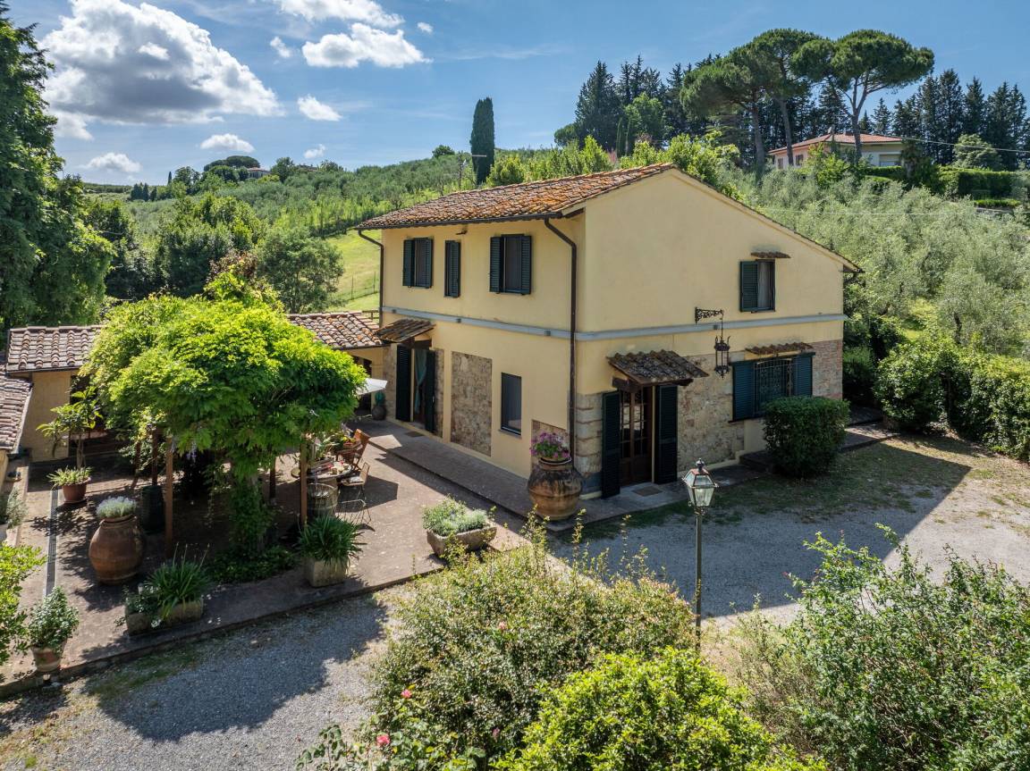 250 m&sup2; Villa 4 Schlafzimmer 8 G&auml;ste