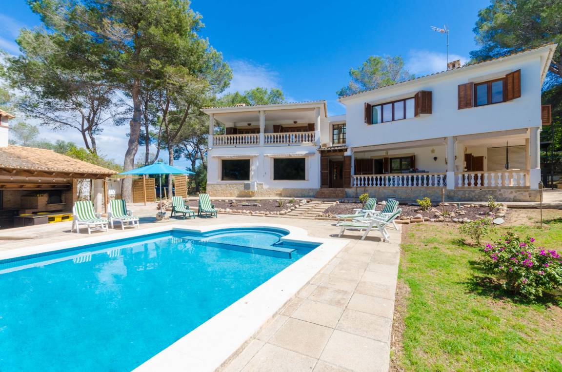 280 M² Villa ∙ 3 Schlafzimmer ∙ 6 Gäste - Playa de Palma
