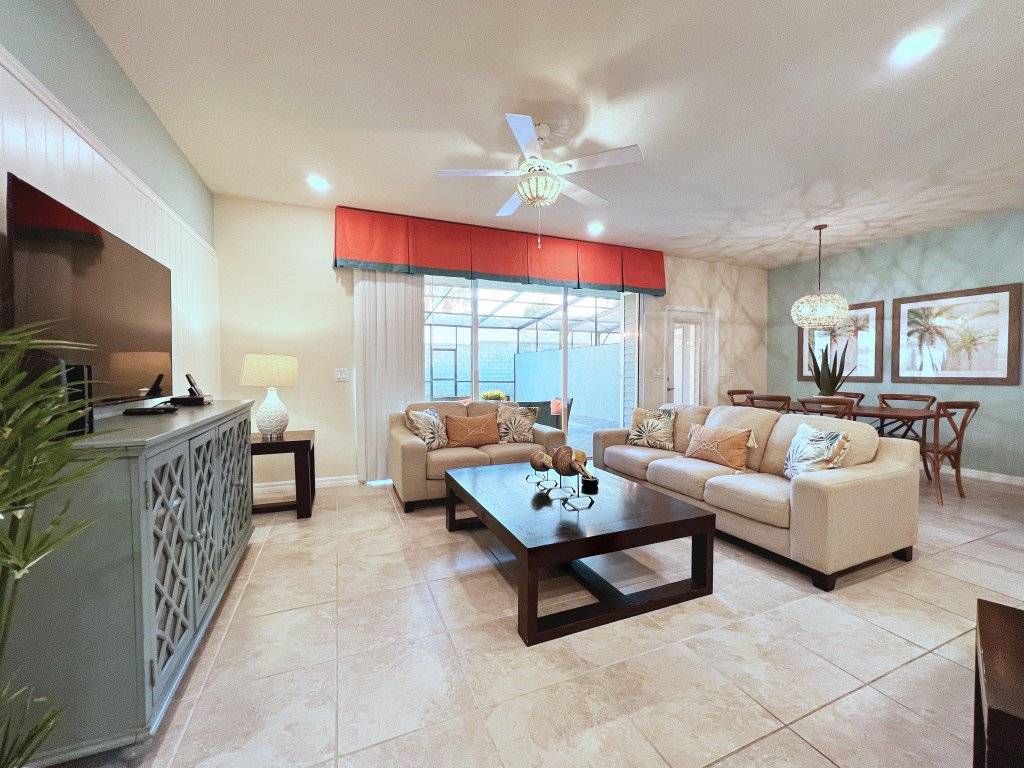 212 M² House ∙ 5 Bedrooms ∙ 10 Guests - Orlando, FL