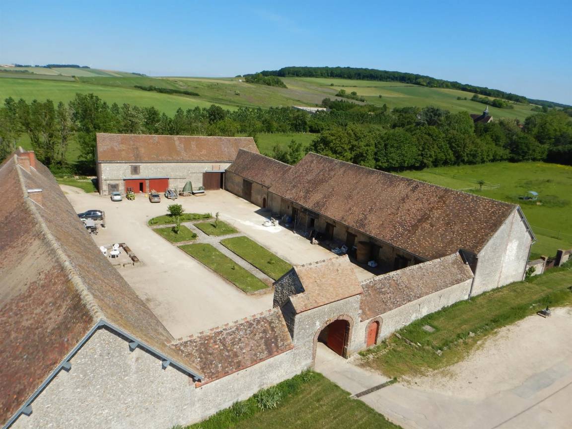 85 M² Cottage ∙ 2 Chambres ∙ 5 Personnes - Yonne