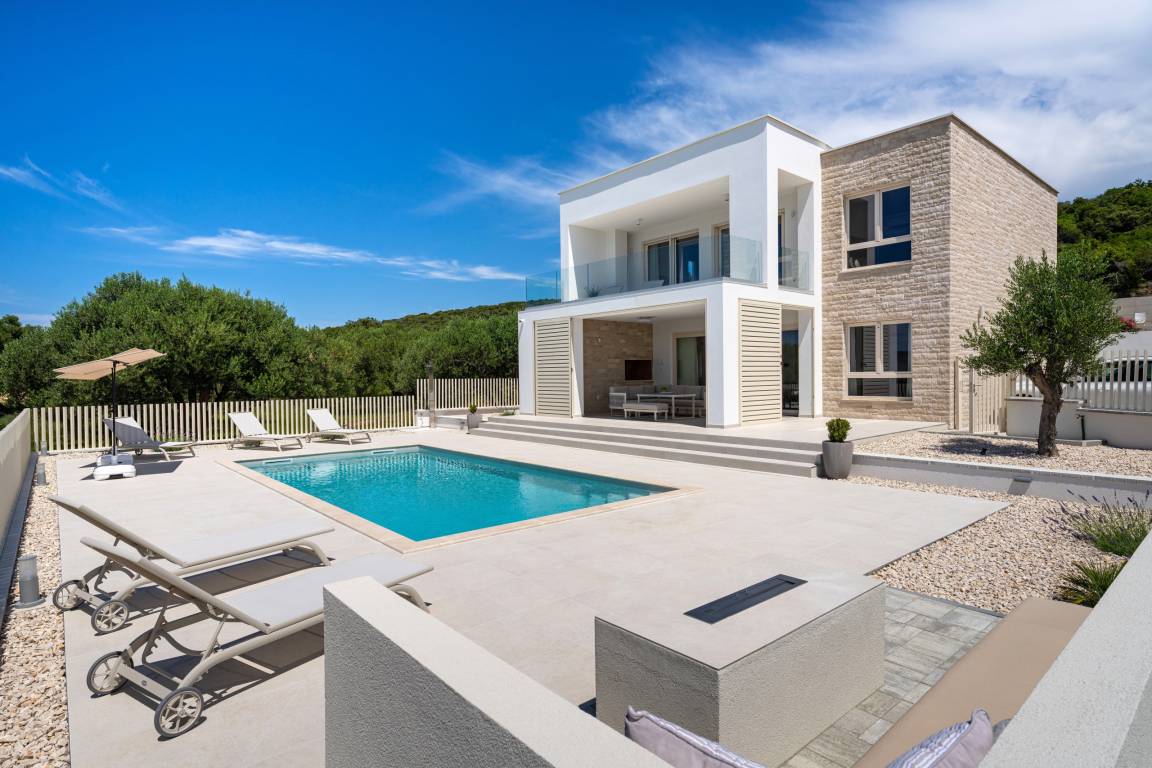 230 M² Huis ∙ 3 Slaapkamers ∙ 6 Gasten - Sukošan