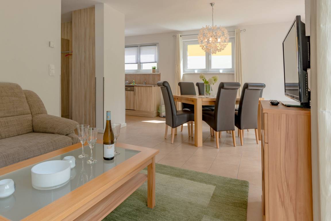 130 m² Ferienhaus ∙ 2 Schlafzimmer ∙ 6 Gäste – Bild 9