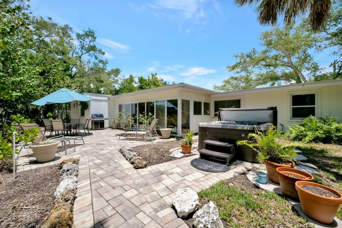 Apartment ∙ 4 Bedrooms ∙ 8 Guests - Bayfront Park, Sarasota