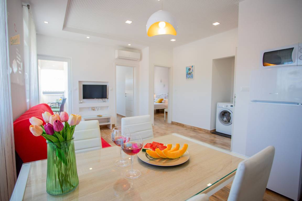 50 M² Apartment ∙ 2 Bedrooms ∙ 4 Guests - Pula