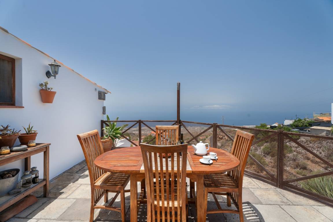 75 M² Ferienhaus ∙ 2 Schlafzimmer ∙ 4 Gäste - Costa Adeje