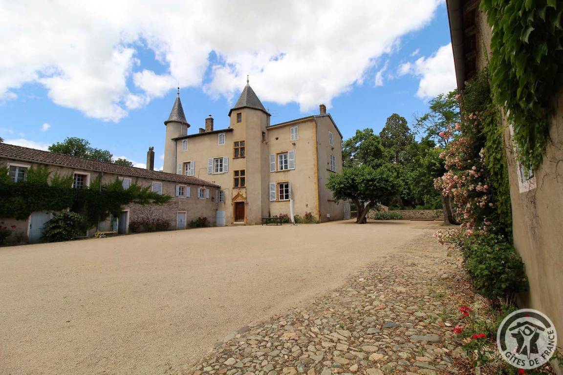 107 M² Gîte ∙ 4 Chambres ∙ 8 Personnes - Fleurie