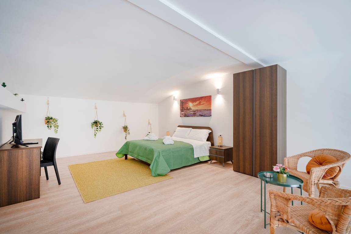 90 M² Appartamento Vacanza ∙ 2 Camere Da Letto ∙ 4 Ospiti - Bari