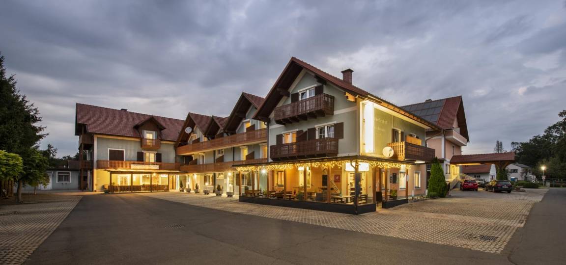 22 M² Hotel ∙ 1 Bedroom ∙ 2 Guests - Radenci