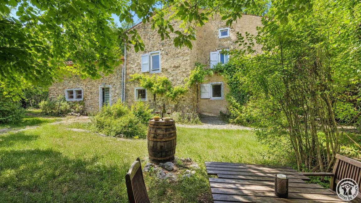 150 m&sup2; G&icirc;te 3 Schlafzimmer 5 G&auml;ste