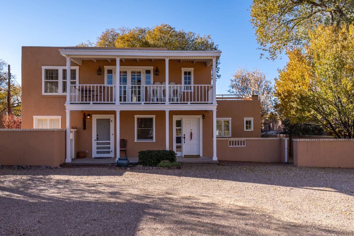 72 M² Condo ∙ 2 Bedrooms ∙ 4 Guests - Santa Fe, NM