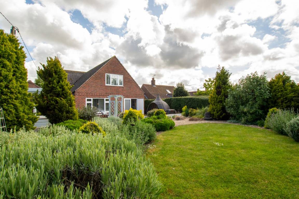 Cottage ∙ 5 Bedrooms ∙ 10 Guests - Sheringham