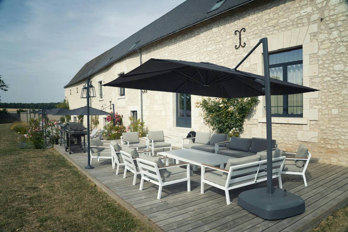 165 M² Ferienhaus ∙ 8 Schlafzimmer ∙ 16 Gäste - Chinon