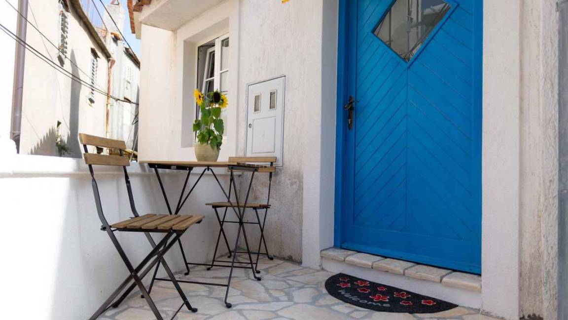60 M² House ∙ 2 Bedrooms ∙ 3 Guests - Vrbnik