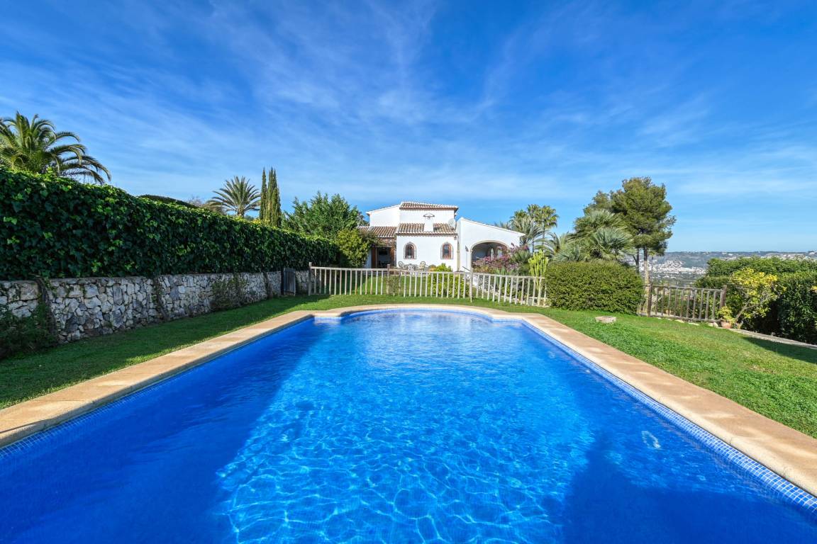 384 M² Villa ∙ 4 Habitaciones ∙ 8 Huéspedes - Jávea