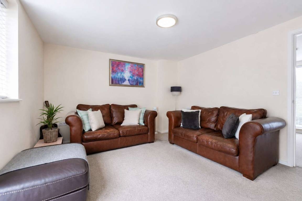 Apartment ∙ 3 Bedrooms ∙ 6 Guests - Matlock