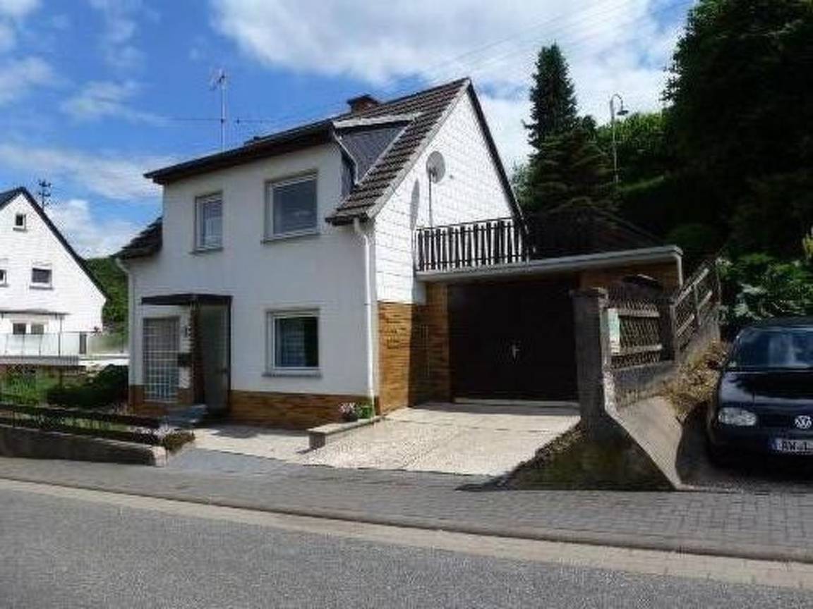 74 M² Huis ∙ 2 Slaapkamers ∙ 6 Gasten - Adenau