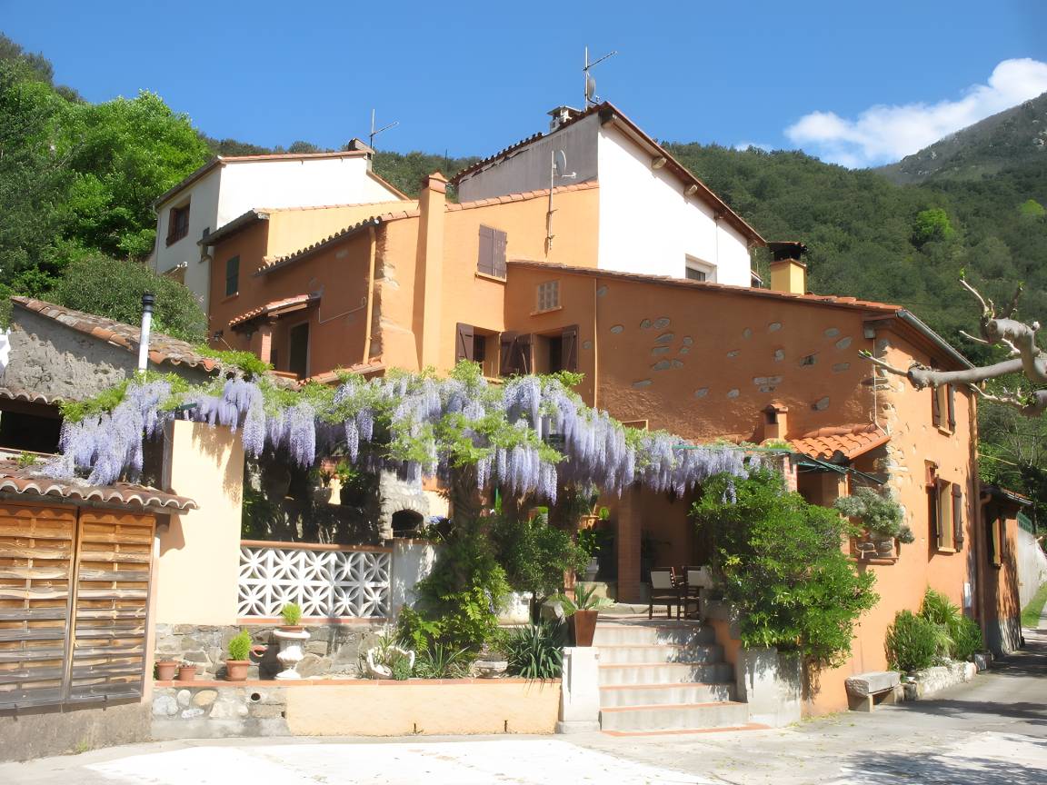 40 M² Huis ∙ 1 Slaapkamer ∙ 4 Gasten - Arles-sur-Tech