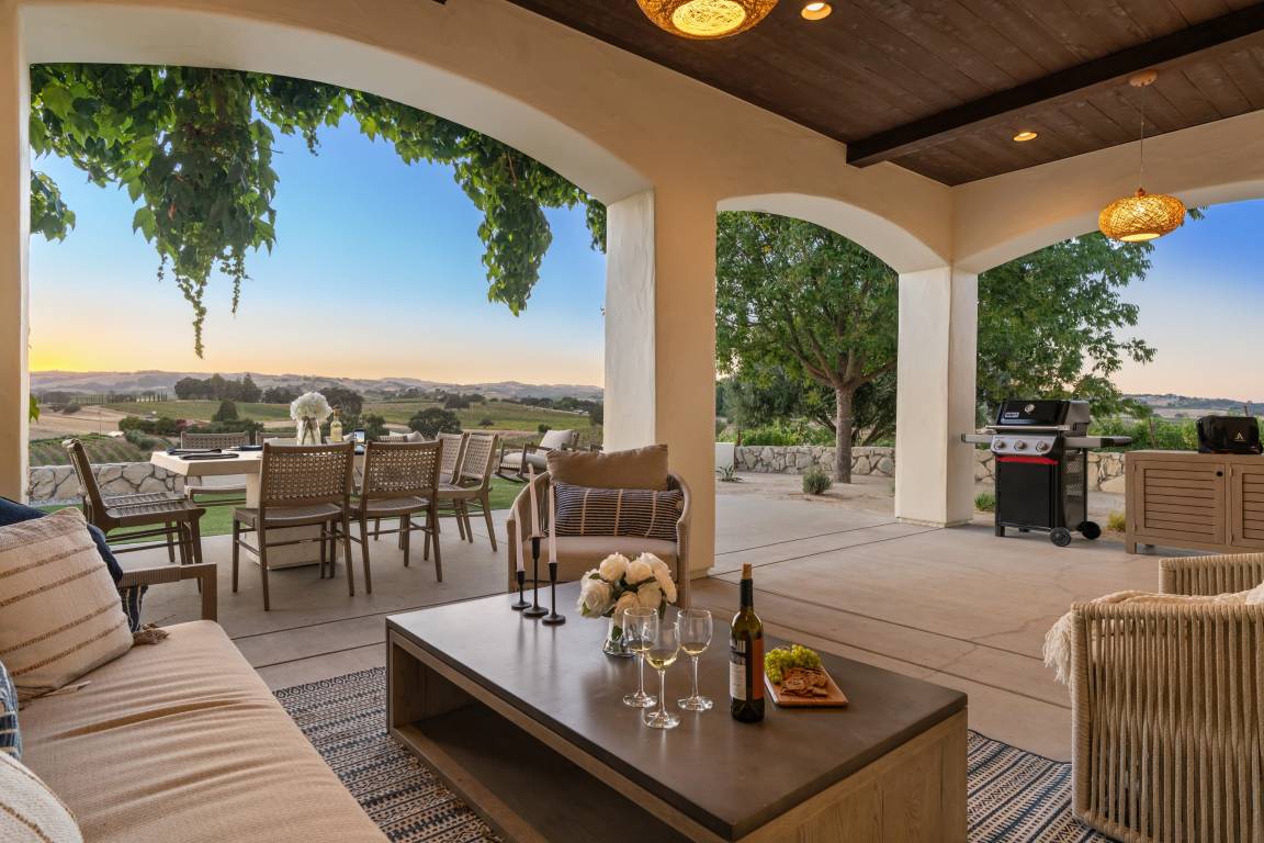 240 M² House ∙ 3 Bedrooms ∙ 8 Guests - Paso Robles, CA