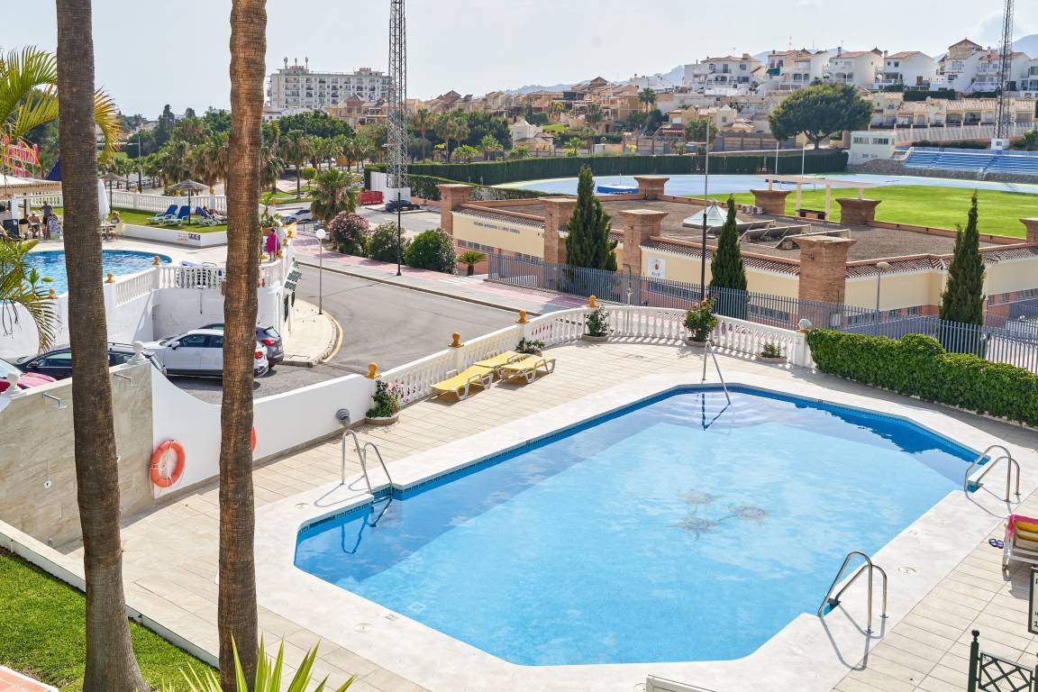 70 M² Ferienwohnung ∙ 2 Schlafzimmer ∙ 4 Gäste - Nerja