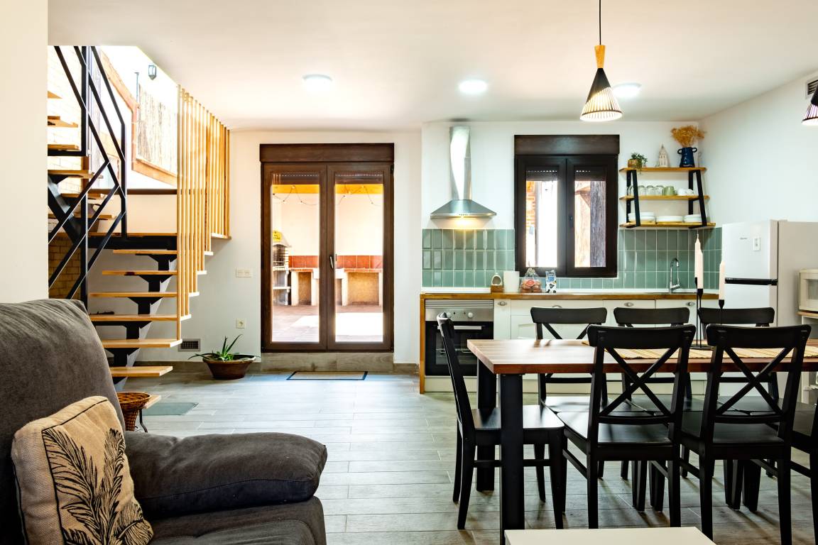 140 M² Casa ∙ 3 Habitaciones ∙ 8 Huéspedes - Alaejos