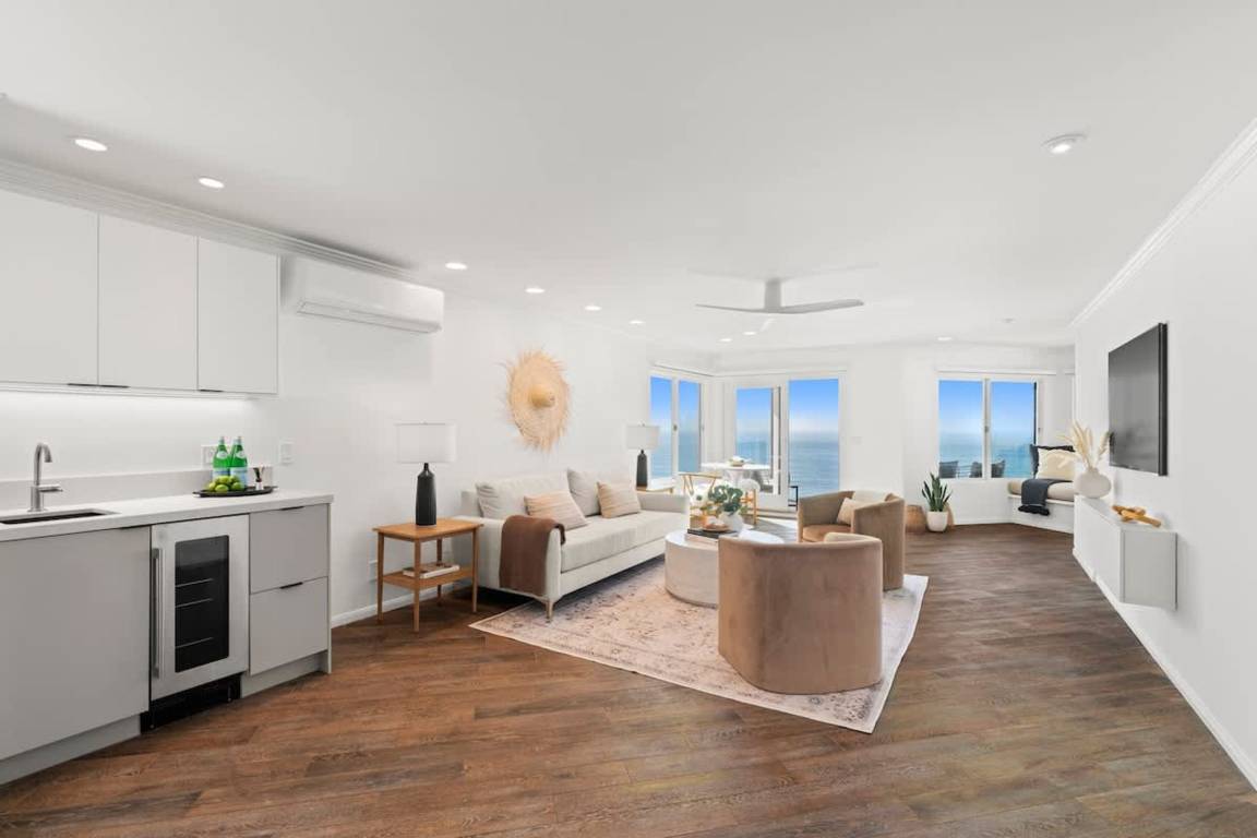 Apartment ∙ 2 Bedrooms ∙ 5 Guests - Del Mar, CA
