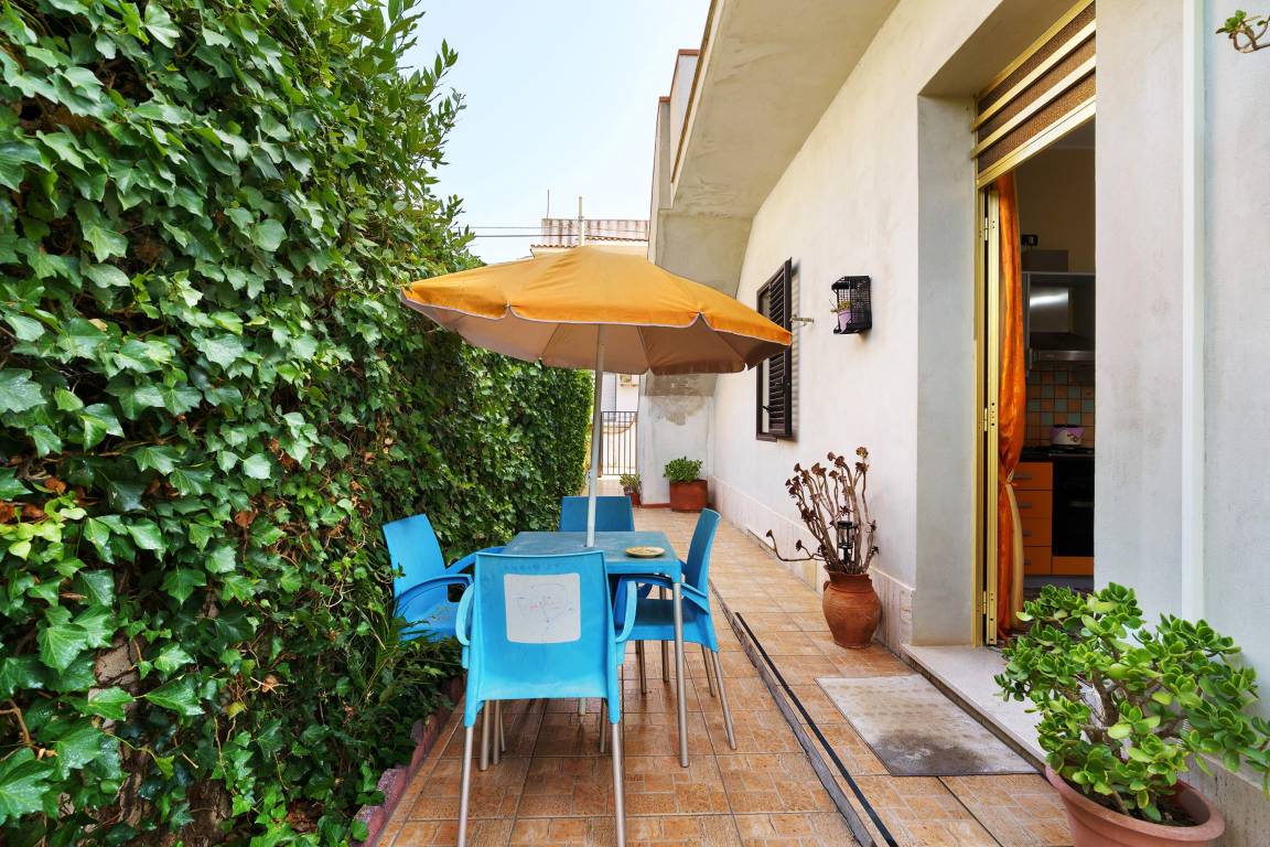 70 M² Apartamento ∙ 1 Habitación ∙ 5 Huéspedes - Avola