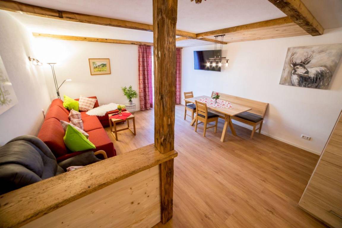 61 M² Ferienwohnung ∙ 4 Gäste - Marquartstein