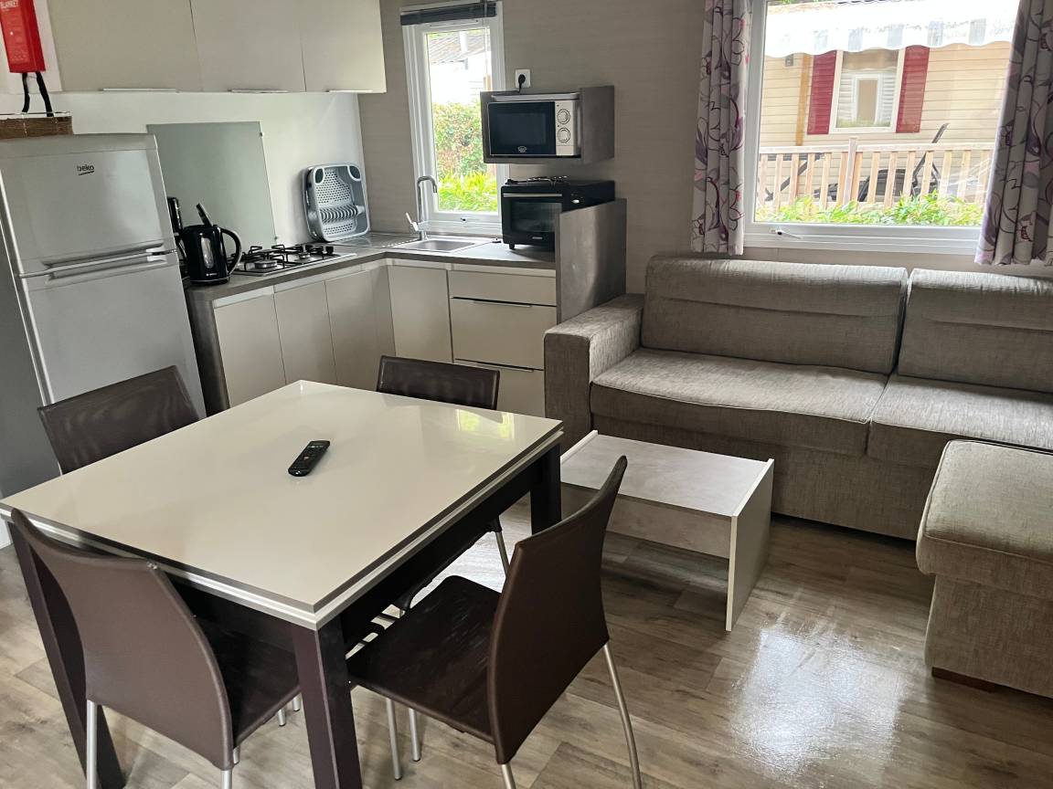 35 M² Camping ∙ 3 Chambres ∙ 8 Personnes - Charente-Maritime
