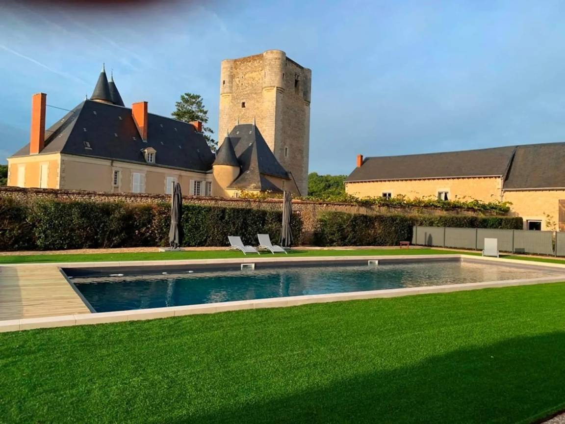 180 M² Castillo ∙ 3 Habitaciones ∙ 7 Huéspedes - Indre