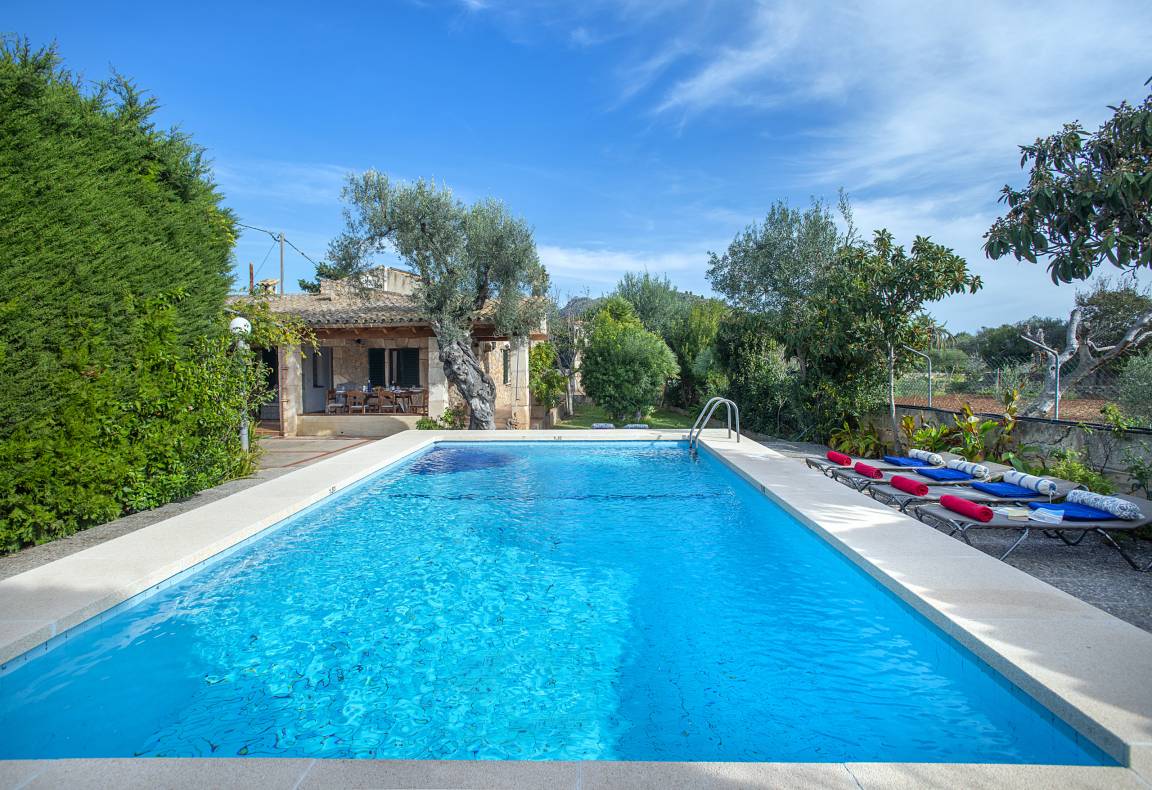 140 M² Villa ∙ 3 Habitaciones ∙ 6 Huéspedes - Pollensa