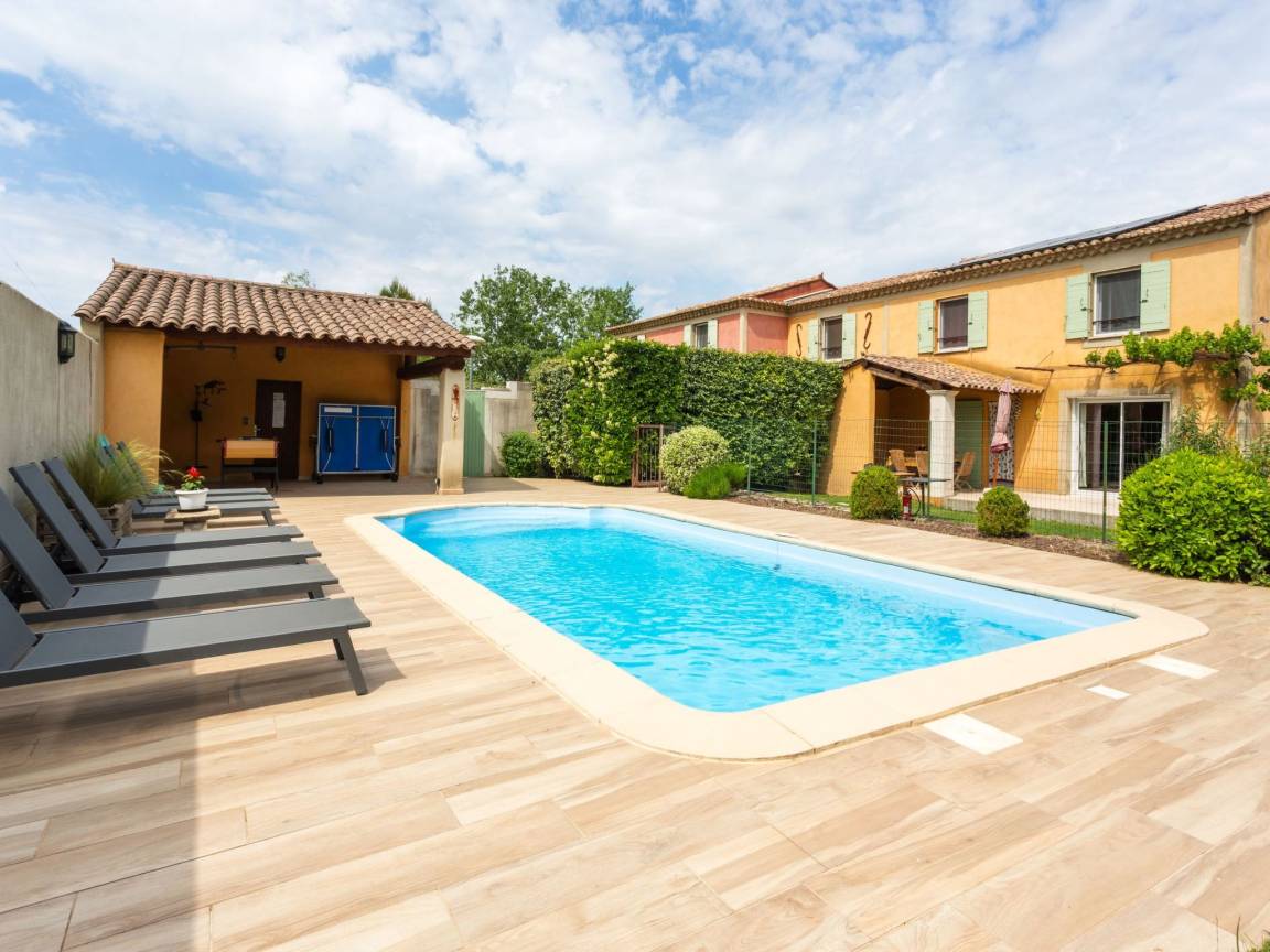 103 M² Huis ∙ 3 Slaapkamers ∙ 6 Gasten - Cavaillon