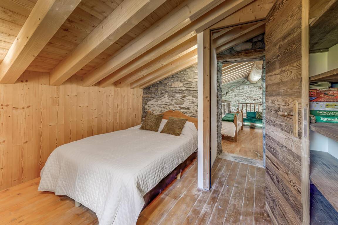 130 m² Chalet ∙ 5 Schlafzimmer ∙ 12 Gäste – Bild 35