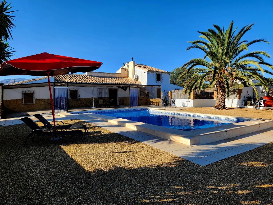 165 M² Apartamento ∙ 4 Habitaciones ∙ 7 Huéspedes - Huércal-Overa