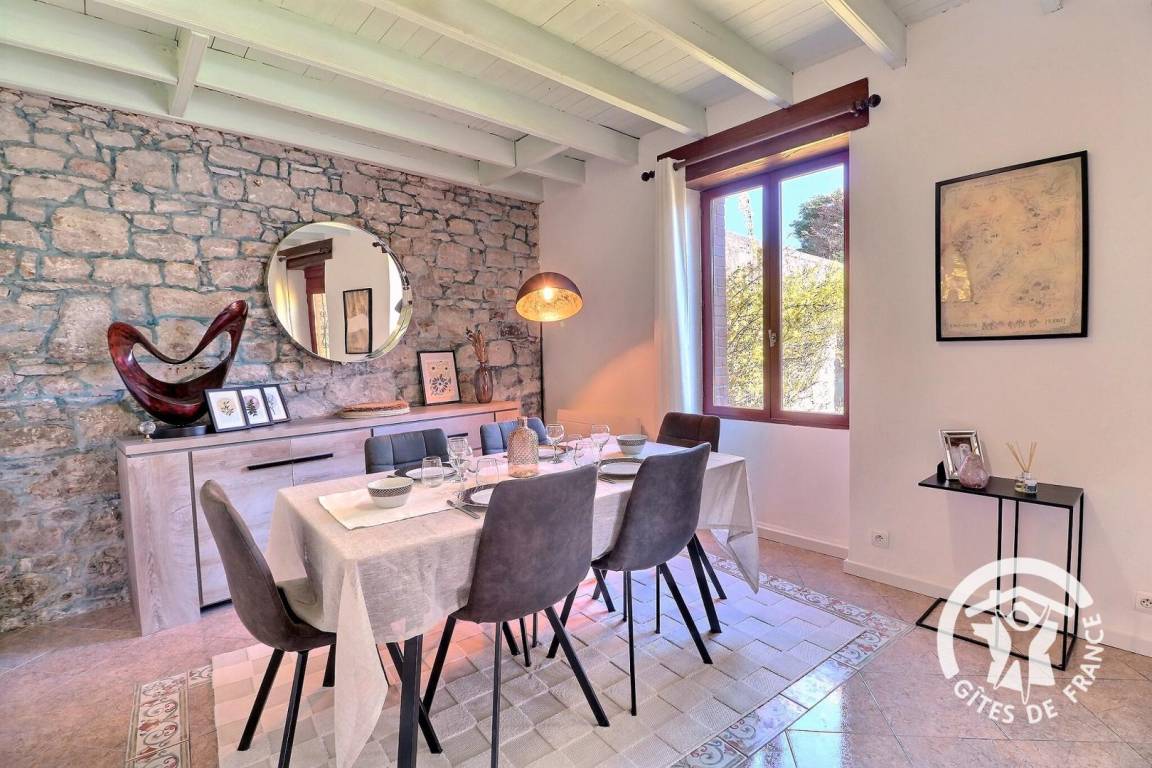 208 m² Gîte ∙ 3 Schlafzimmer ∙ 8 Gäste – Bild 7