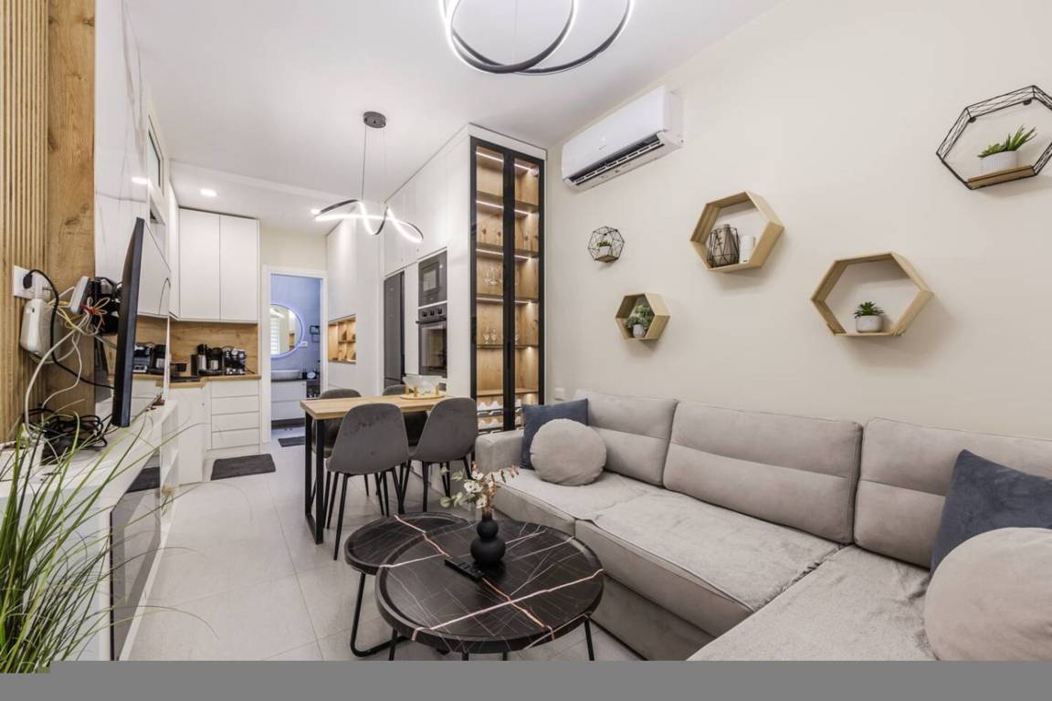 Apartment ∙ 2 Bedrooms ∙ 5 Guests - Dhërmi