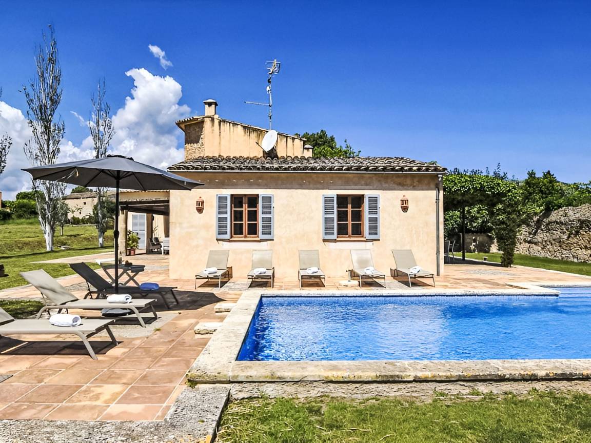 250 M² Maison De Vacances ∙ 4 Chambres ∙ 6 Personnes - Cala Millor