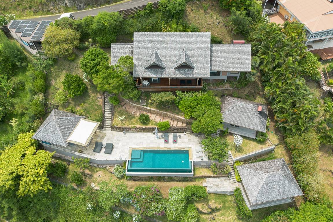 400 M² Apartment ∙ 5 Bedrooms ∙ 12 Guests - French Polynesia
