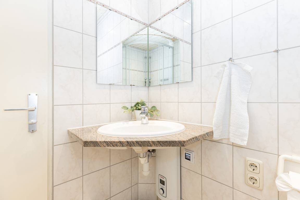 49 m² Ferienwohnung ∙ 1 Schlafzimmer ∙ 4 Gäste – Bild 32