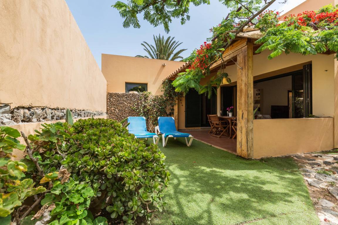 250 M² House ∙ 2 Bedrooms ∙ 5 Guests - La Oliva