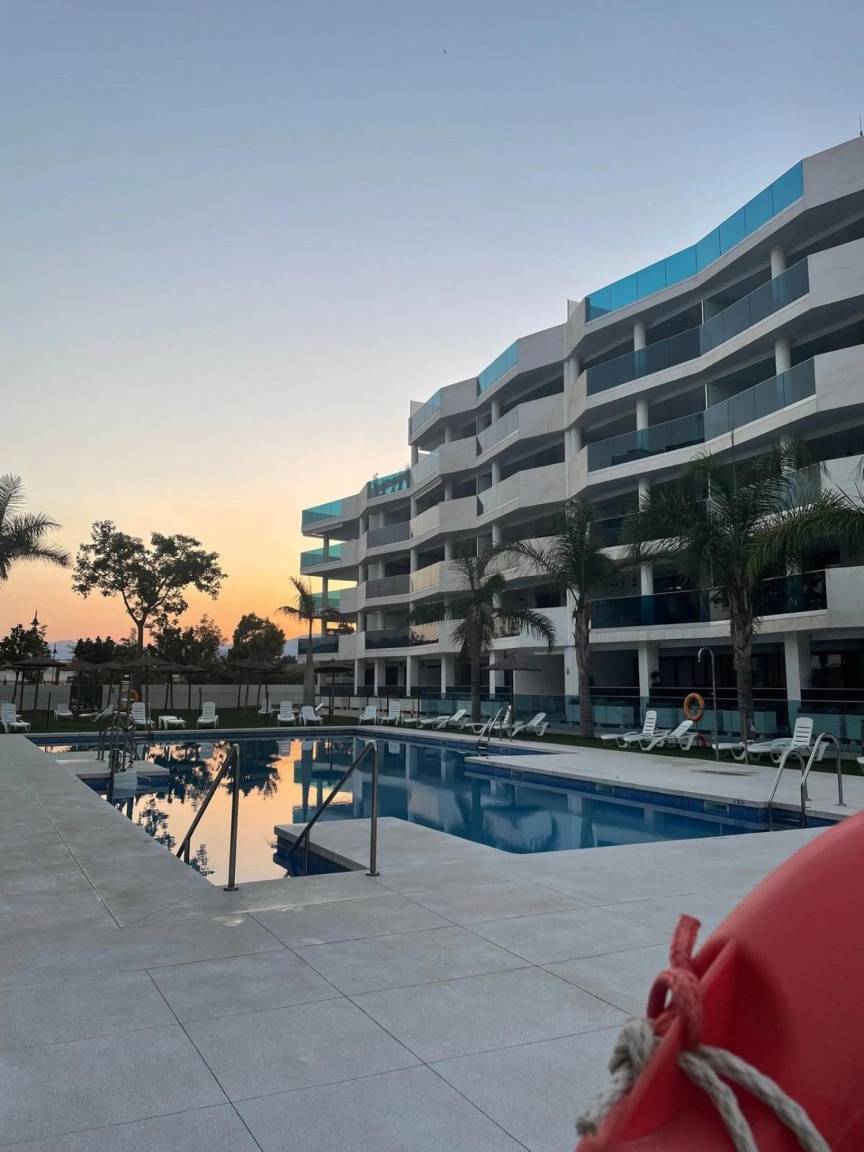 98 M² Apartamento ∙ 3 Habitaciones ∙ 6 Huéspedes - Fuengirola