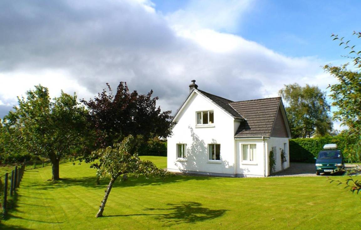 Cottage ∙ 3 Bedrooms ∙ 6 Guests - Loch Awe