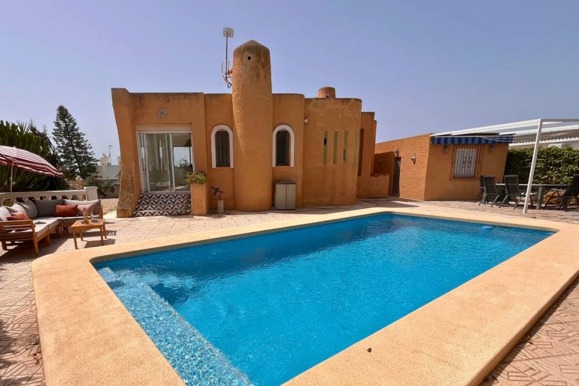 70 M² Villa ∙ 3 Chambres ∙ 6 Personnes - Busot