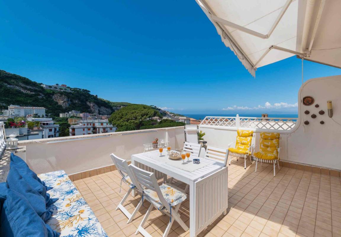 60 M² Appartamento Vacanza ∙ 2 Camere Da Letto ∙ 4 Ospiti - Sorrento