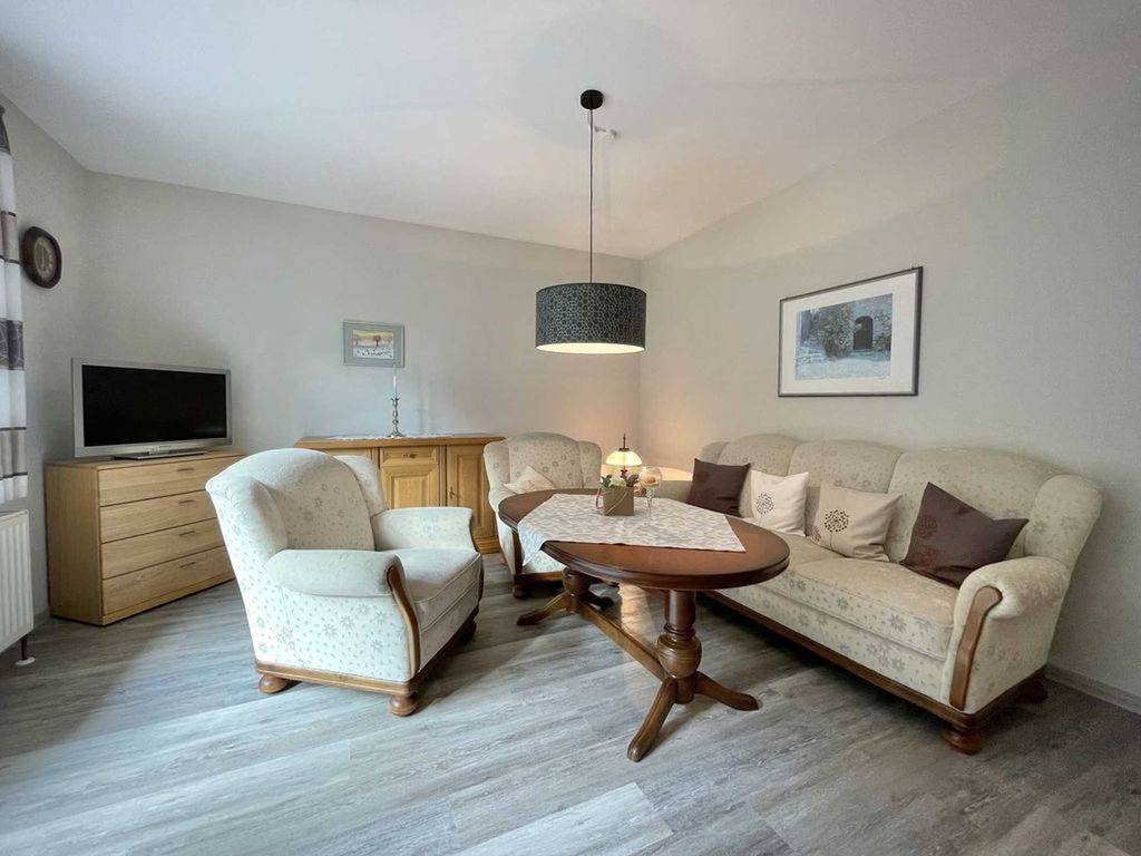 65 M² Ferienwohnung ∙ 1 Schlafzimmer ∙ 4 Gäste - Weener