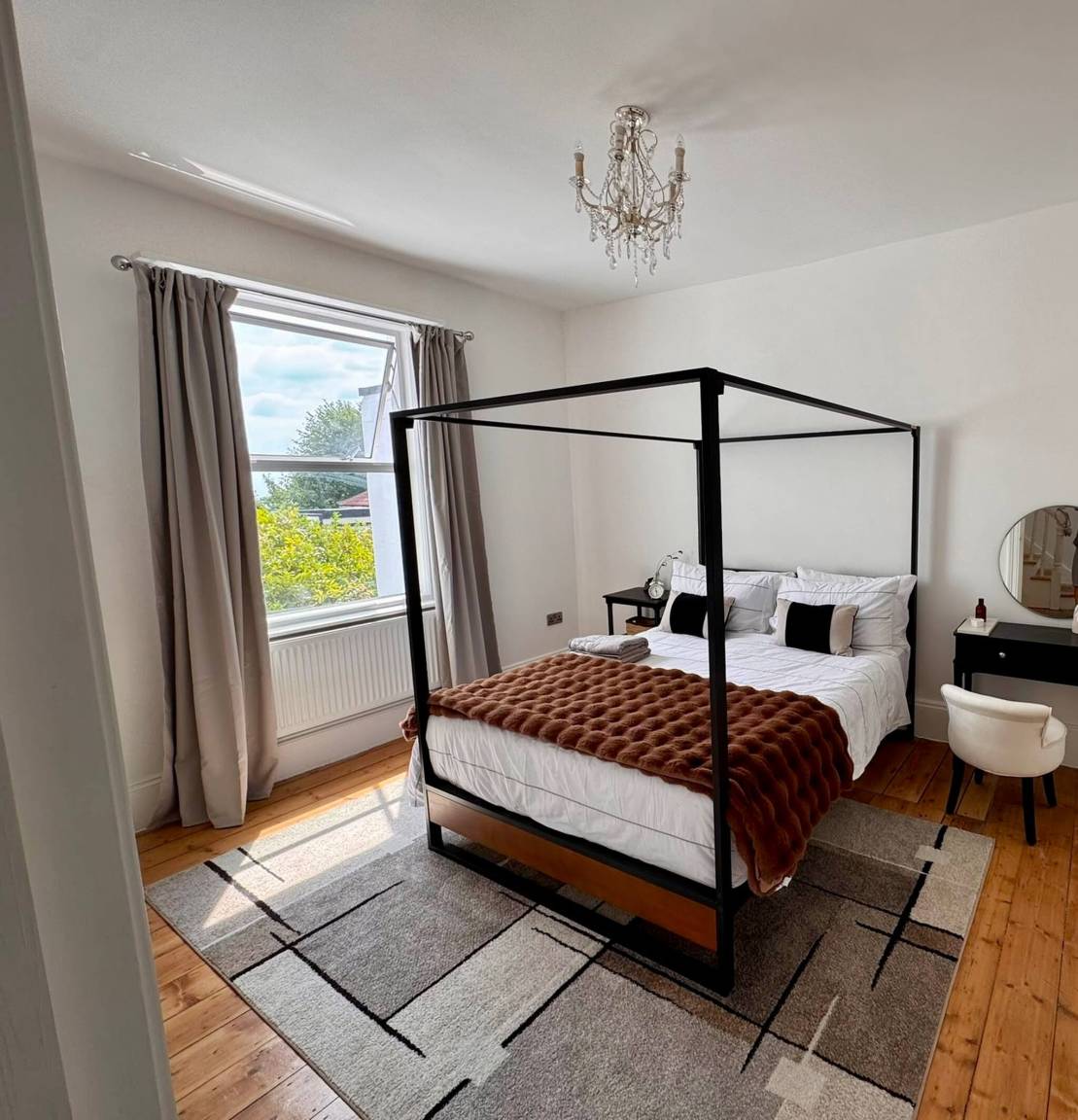 210 M² House ∙ 4 Bedrooms ∙ 10 Guests - Brighton