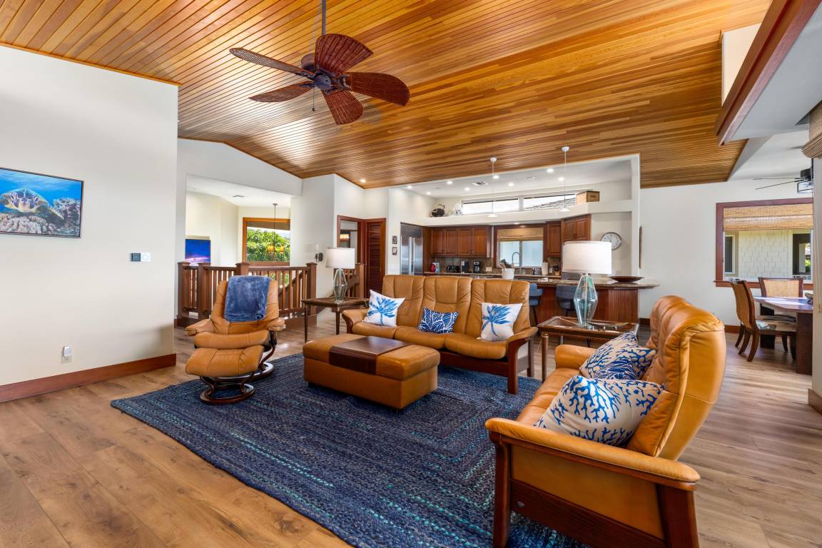 256 M² House ∙ 3 Bedrooms ∙ 8 Guests