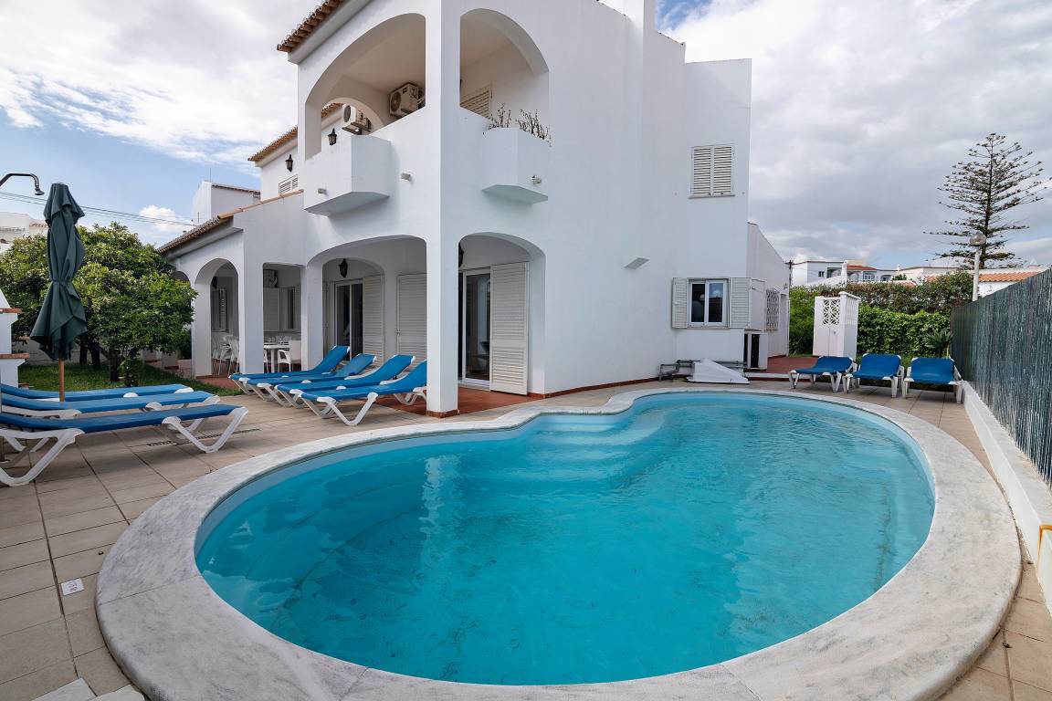 250 M² Villa ∙ 5 Bedrooms ∙ 10 Guests - Albufeira