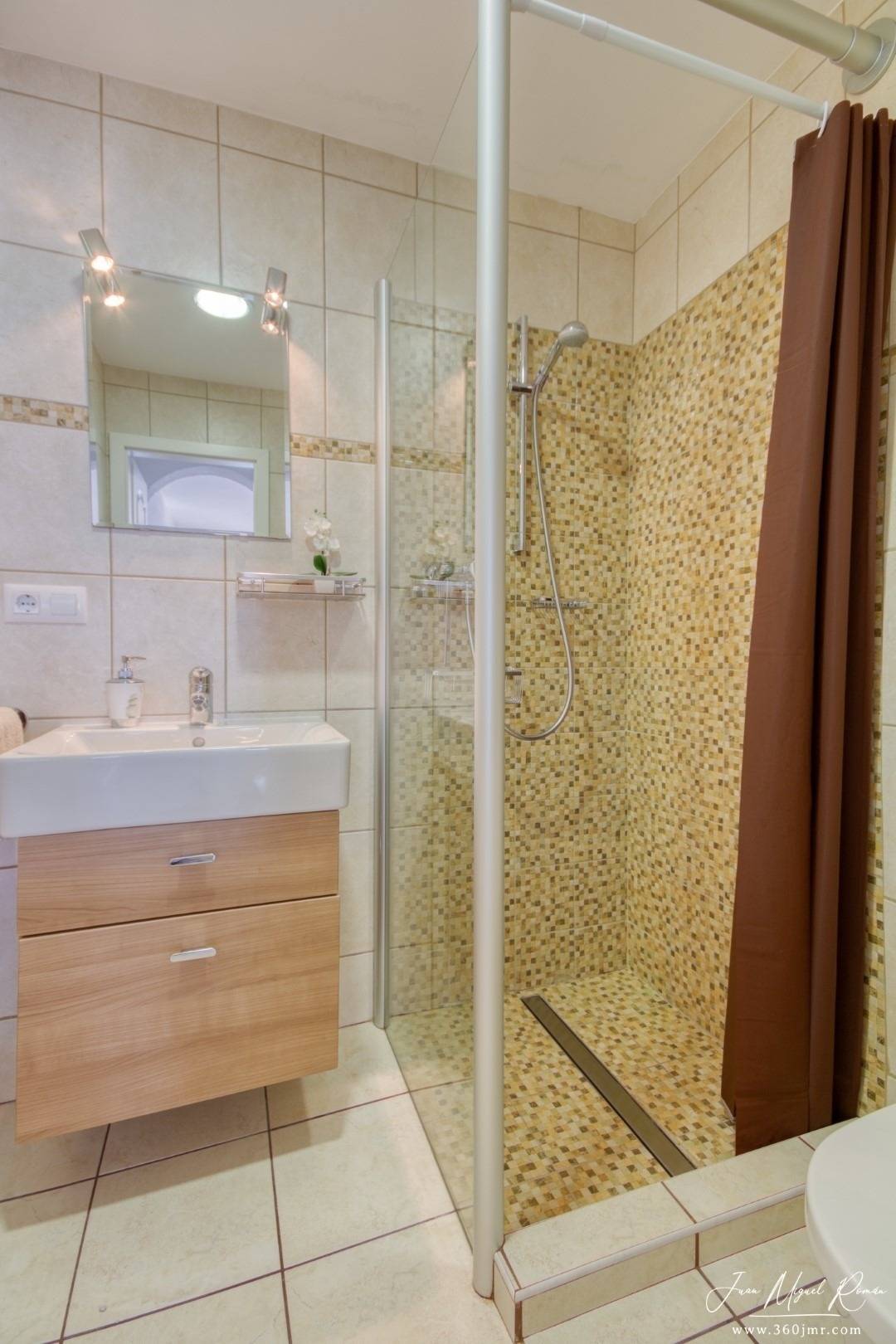 55 m² Ferienhaus ∙ 2 Schlafzimmer ∙ 4 Gäste – Bild 11